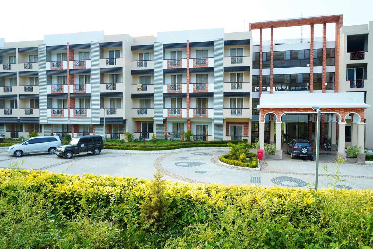 Five Falls Resort Kuttālam Eksteriør billede